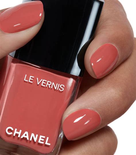 chanel le vernis flamboyance|CHANEL LE VERNIS Longwear Nail Color .